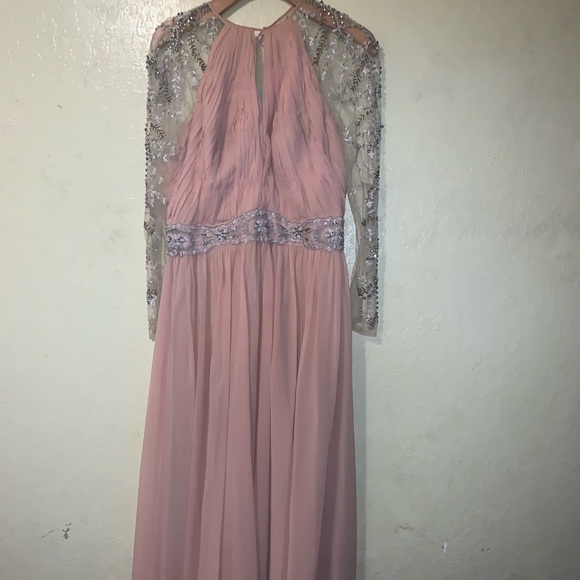 Beautiful light coral formal dress. - Picture 1 of 6
